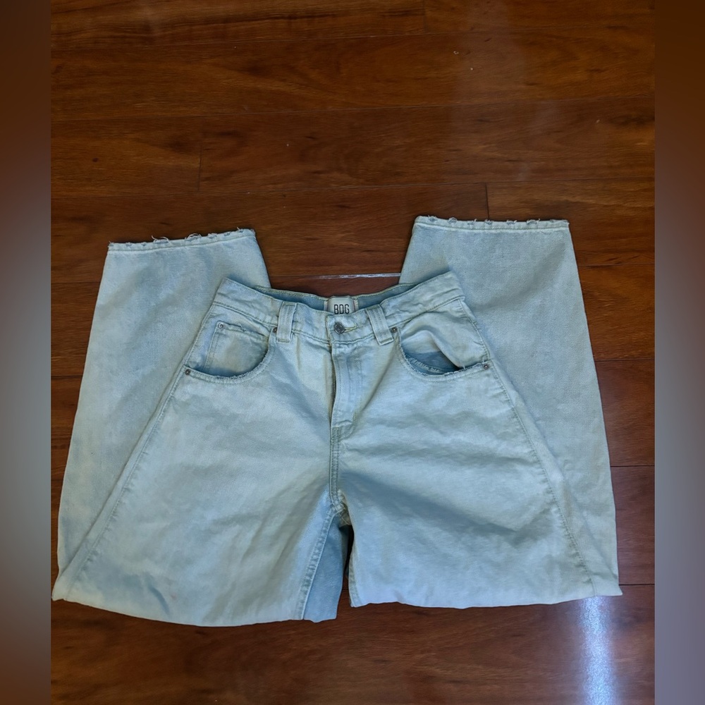 Bdg baggy jeans
Size- 24